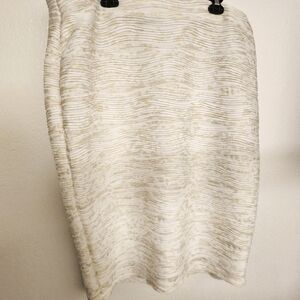 Stretchy Swirled Cream with Gold Skirt 3X